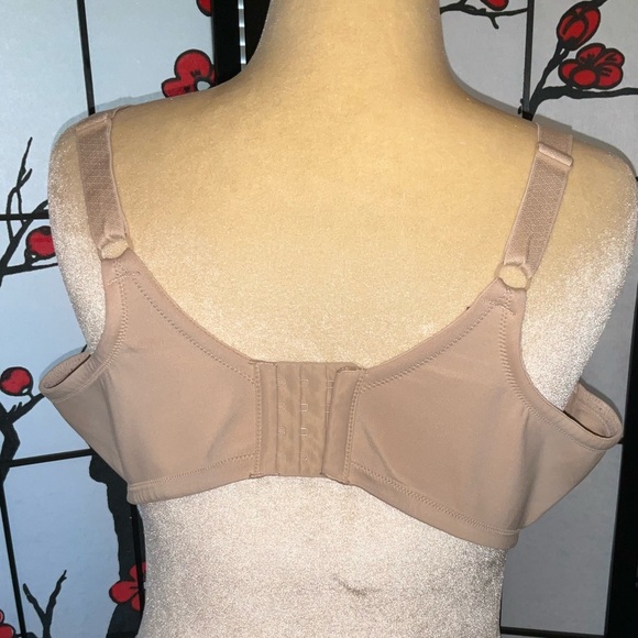Womens Vanity Fair 44DD Nude Tan Underwire Full Coverage Bra - Picture 7 of 13